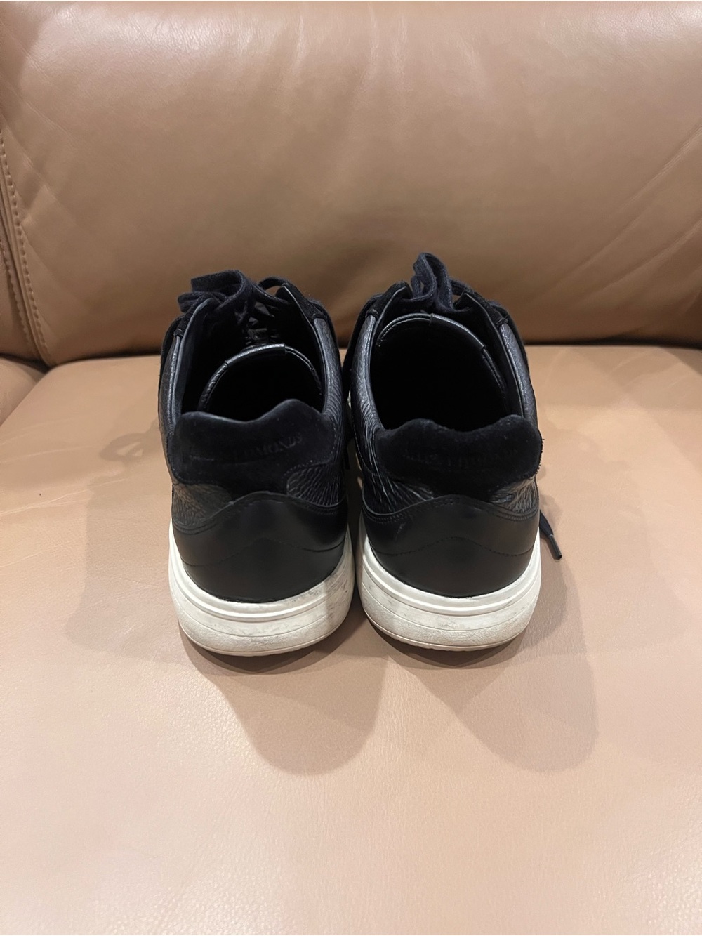Allen Edmonds "OSBORN" Dress Casual Sneakers Black Suede
Leather Size 10.5 - Picture 4 of 6